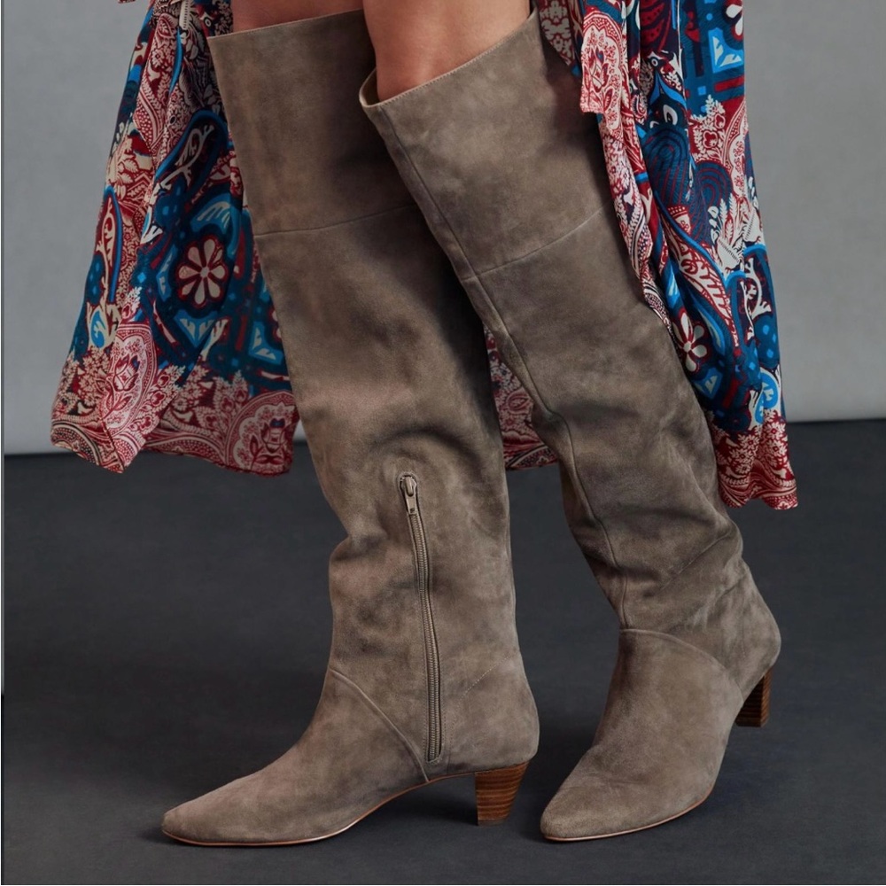 Rare find 🖤 SILENT D Tenny Tall Boots. Suede Taupe. Size 40